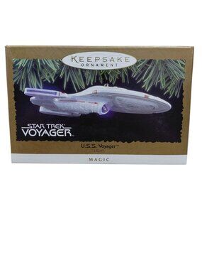 NIB Star Trek Voyager Hallmark Keepsake Ornament U.S.S. Voyager Starfleet Ship